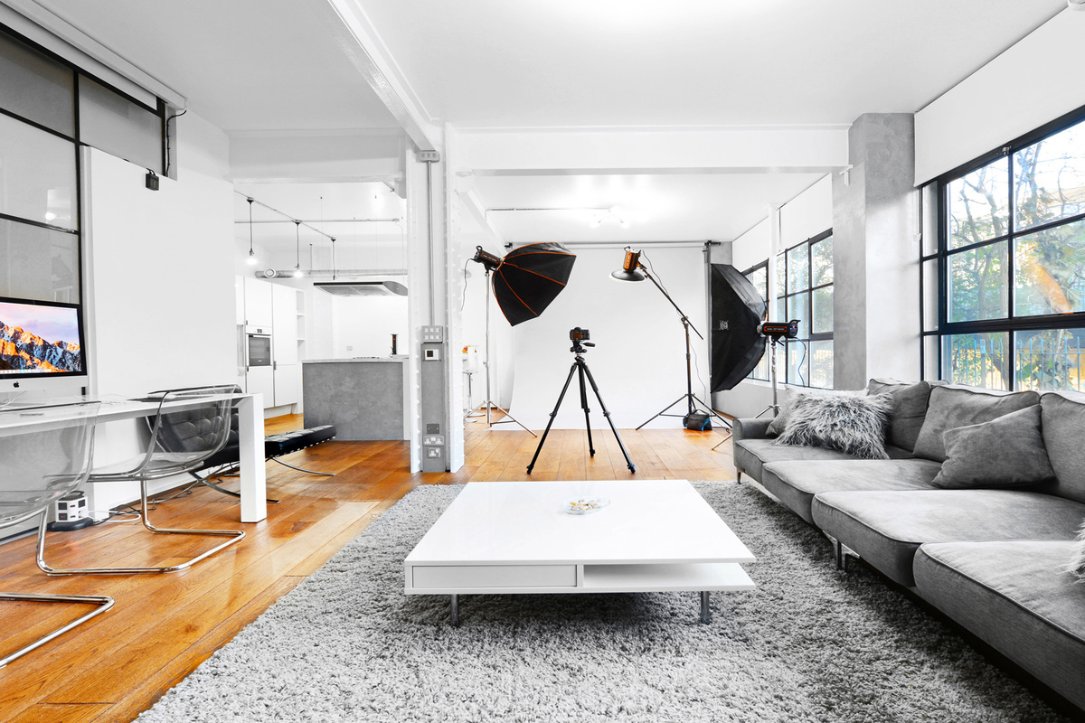 Industrial Penthouse Apartment - Pinterest